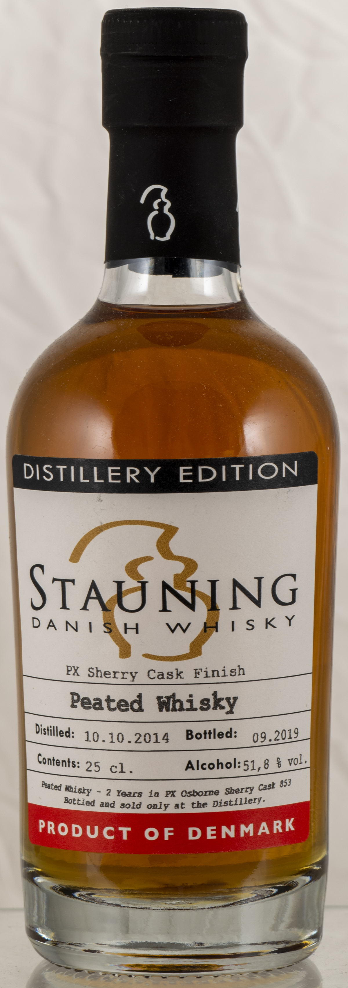 Billede: PHC_4052 Stauning Distillery Edition PX finish Peated 2014-2019 - bottle front.jpg